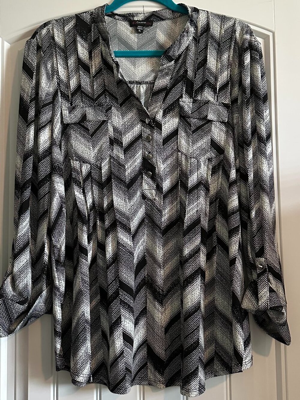 Cocomo Pleated Small Dot Top- XL